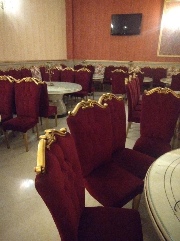 مبل شویی در فرشته